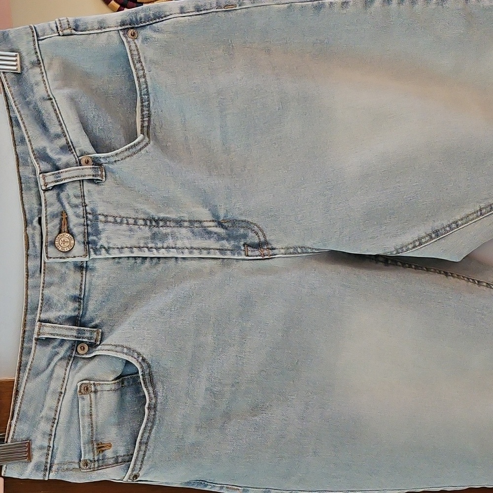 Frye Light Wash Jeans - Picture 2 of 11